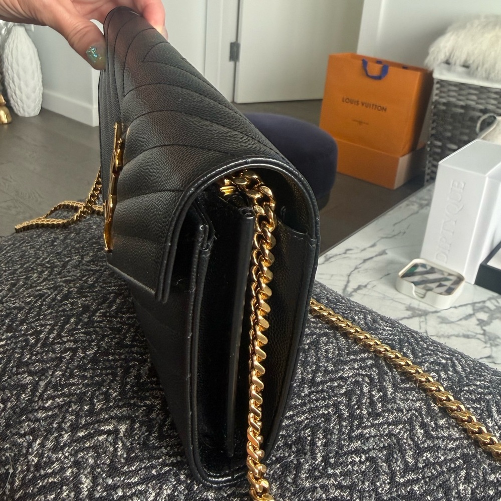 Yves Saint Laurent Black Chevron Clutch with Gold Chain - Picture 4 of 8